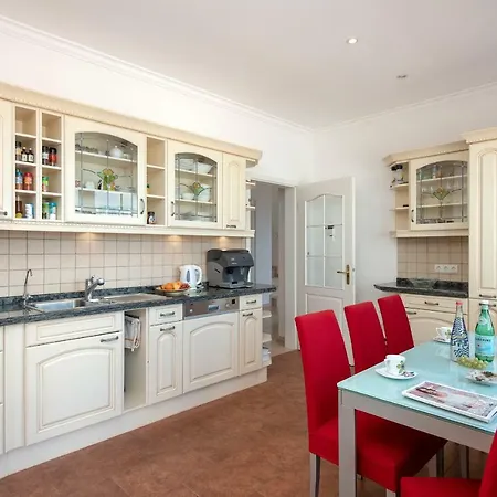 Villa Urb San Jorge, Julia 43